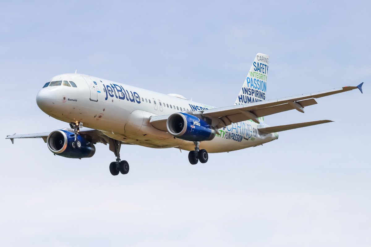 CLTAirport's tweet photo. .@JetBlue may have only been back at CLT for a few weeks, but its three daily flights have already brought an impressive variety of liveries to Charlotte. Here are a few captured by Matthew Swetoha. https://t.co/kJhXhbmbfe