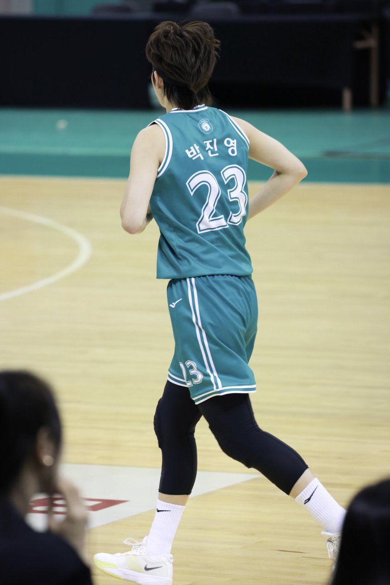 onbasket_'s tweet photo. 시간이 멈췄으면 좋겠어
영원히 이 시간에서 벗어나지 못하게 https://t.co/pcwFpQkQD9