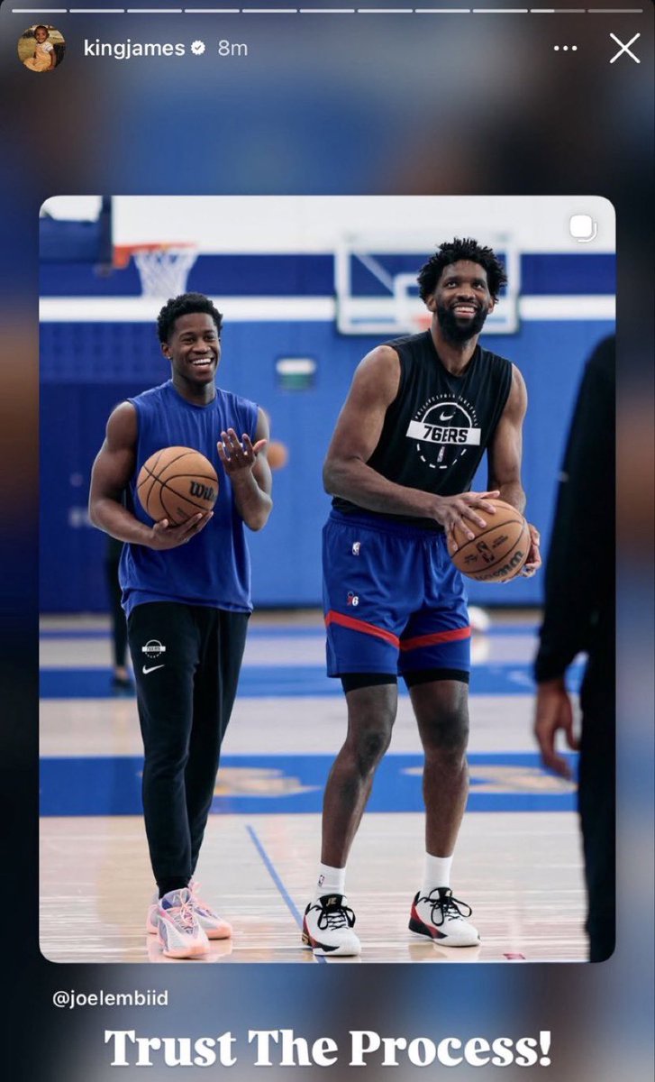 brasilcoast2's tweet photo. Lebron James repostando a foto de Joel Embiid no Instagram:

"Trust the process"

Os caras querem demais… pode entregar a taça. https://t.co/YmFygTvugY