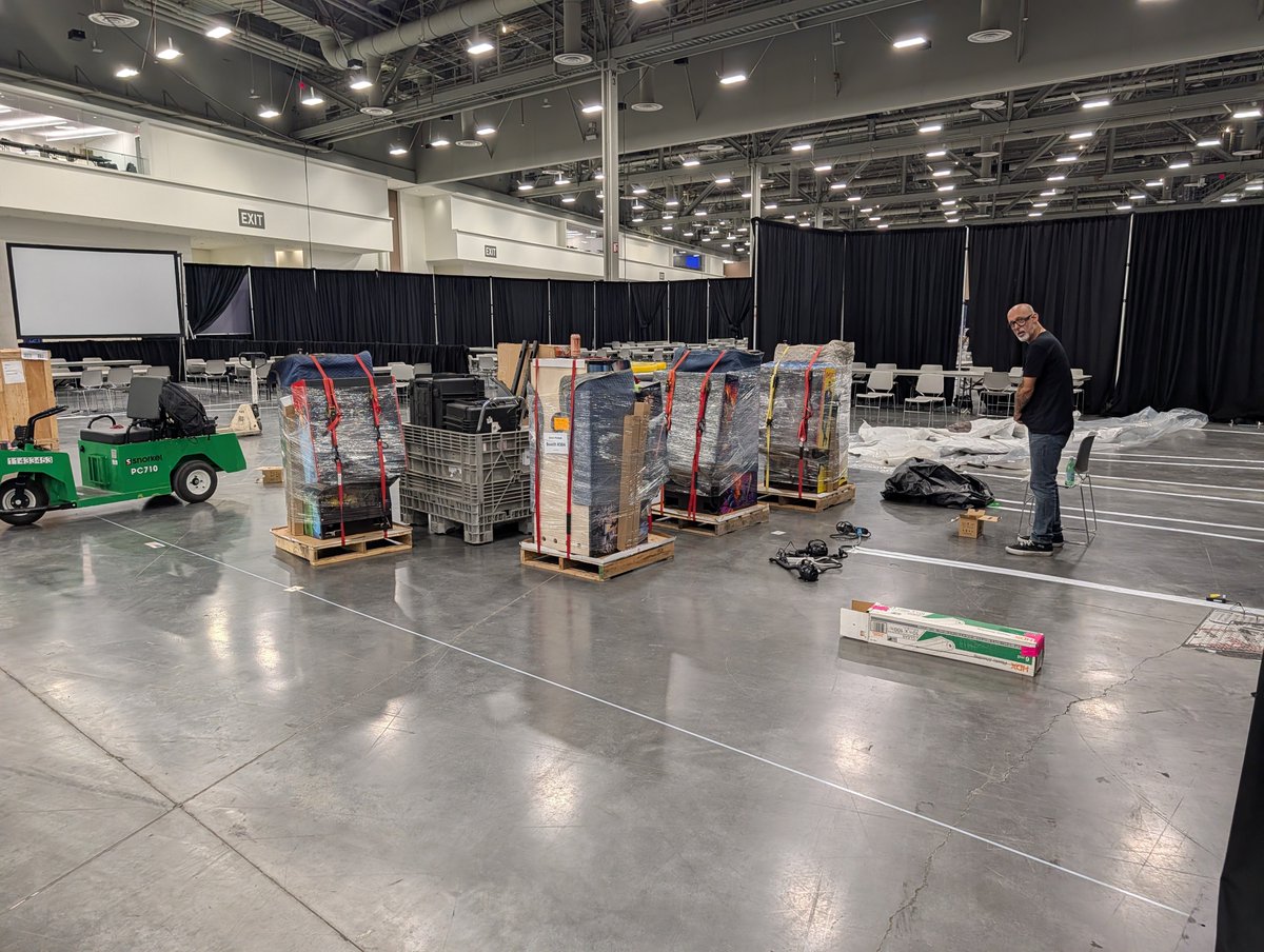 RichWickersham's tweet photo. The Pinball machines are ready for DEF CON 34. Soon S.H.E.L.L. will be installed, online and ready. #DEFCON #DEFCON34 #PinballHackers #Pinball https://t.co/hODsMLCjOk