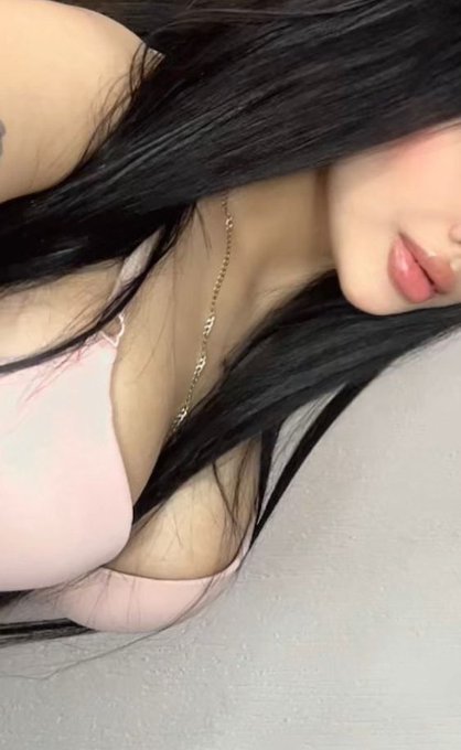 Yadora7920's tweet photo. Dalia hermosa, 19 añitos, riquísima, 10 de 10, top🖤
Agenda tu cita al 3334643860📲✅
#barrancadeoblatos #LaCasaDeLosFamososMéxico https://t.co/RWhreuzXK9