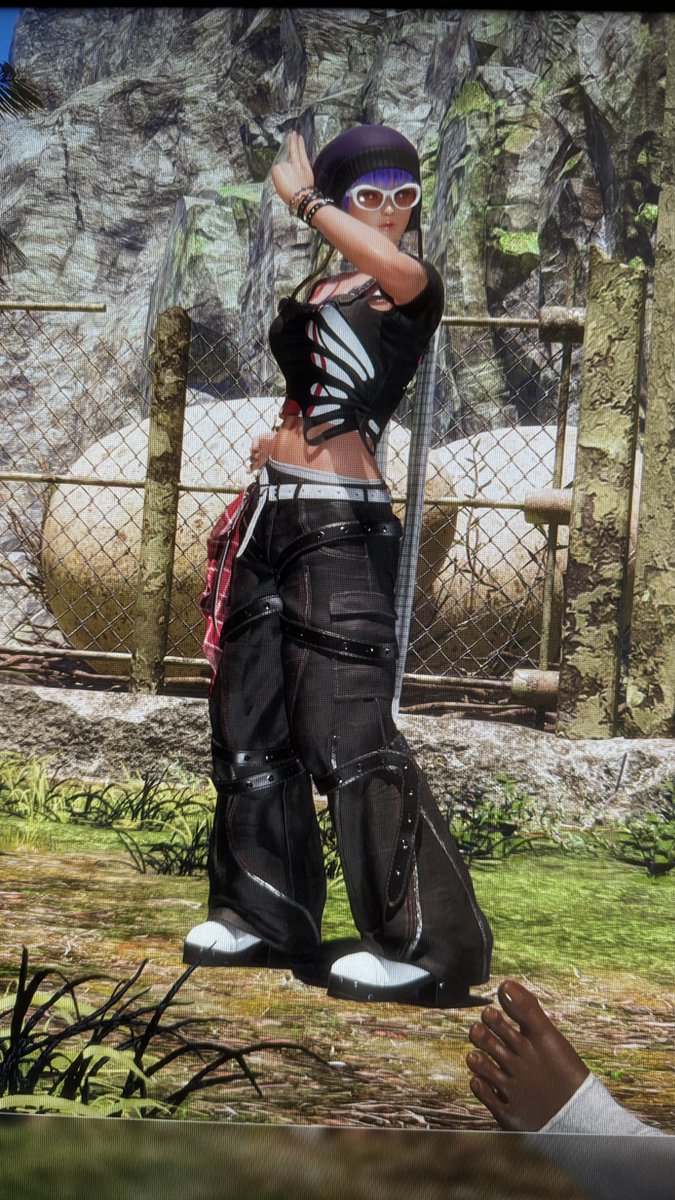 seven16906275's tweet photo. @DOATEC_OFFICIAL this costume is perfect👍 https://t.co/kRjvwpRo9r