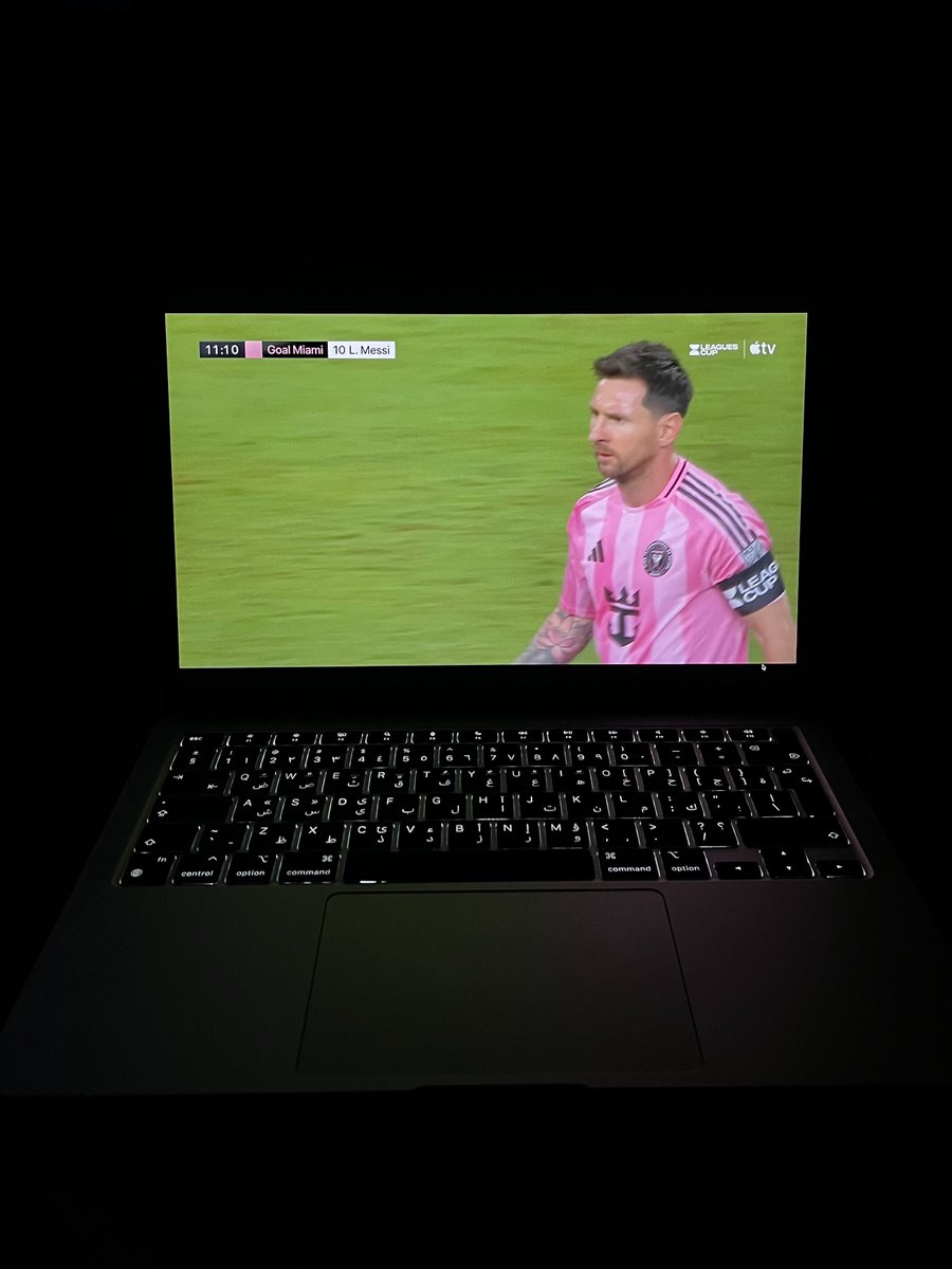 Malouya1's tweet photo. The GOAT is back https://t.co/kb4xBehTZY
