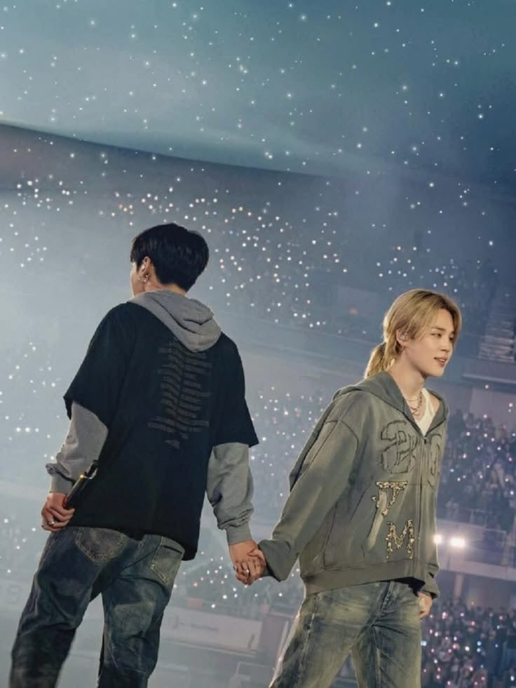 koomiologist's tweet photo. these jikook photos have my entire heart 💓 https://t.co/rb2cLRPCyV