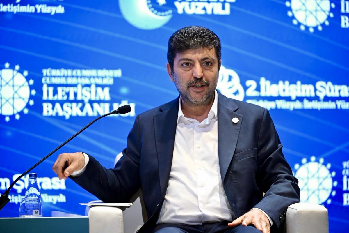 aslandegirmenci's tweet photo. Cumhurbaşkanlığı İletişim Başkanlığımız tarafından “Türkiye Yüzyılı: İletişimin Yüzyılı” temasıyla Ankara’da düzenlenen 2. İletişim Şûrası'ndan…

“İletişim Şûrası, dijital medya ve sosyal medya ekosistemindeki gelişmeleri sürekli izleyen, yapay zekâ destekli iletişim dönüşümünü takip eden ve ulusal iletişim politikalarına yön veren kalıcı bir stratejik mekanizmaya dönüştürülmelidir.”