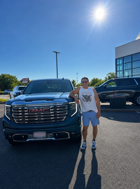 KellyINFINITI's tweet photo. Congratulations, Ronald, on your GMC Sierra 1500! Enjoy every minute in it! https://t.co/pFq9Mb8VY8