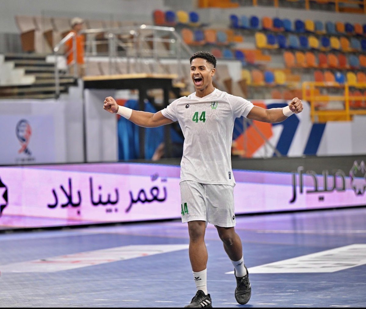 عالم كرة اليد بالنادي الأهلي🤾♂️ tweet media