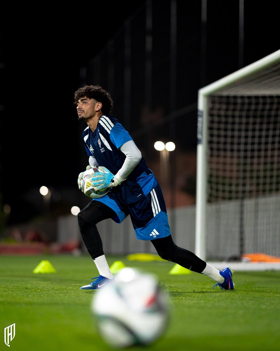 Alqadsiah's tweet photo. معهم ما علينا خوف 🧤🔝

#القادسية https://t.co/3eQu2HfdWr