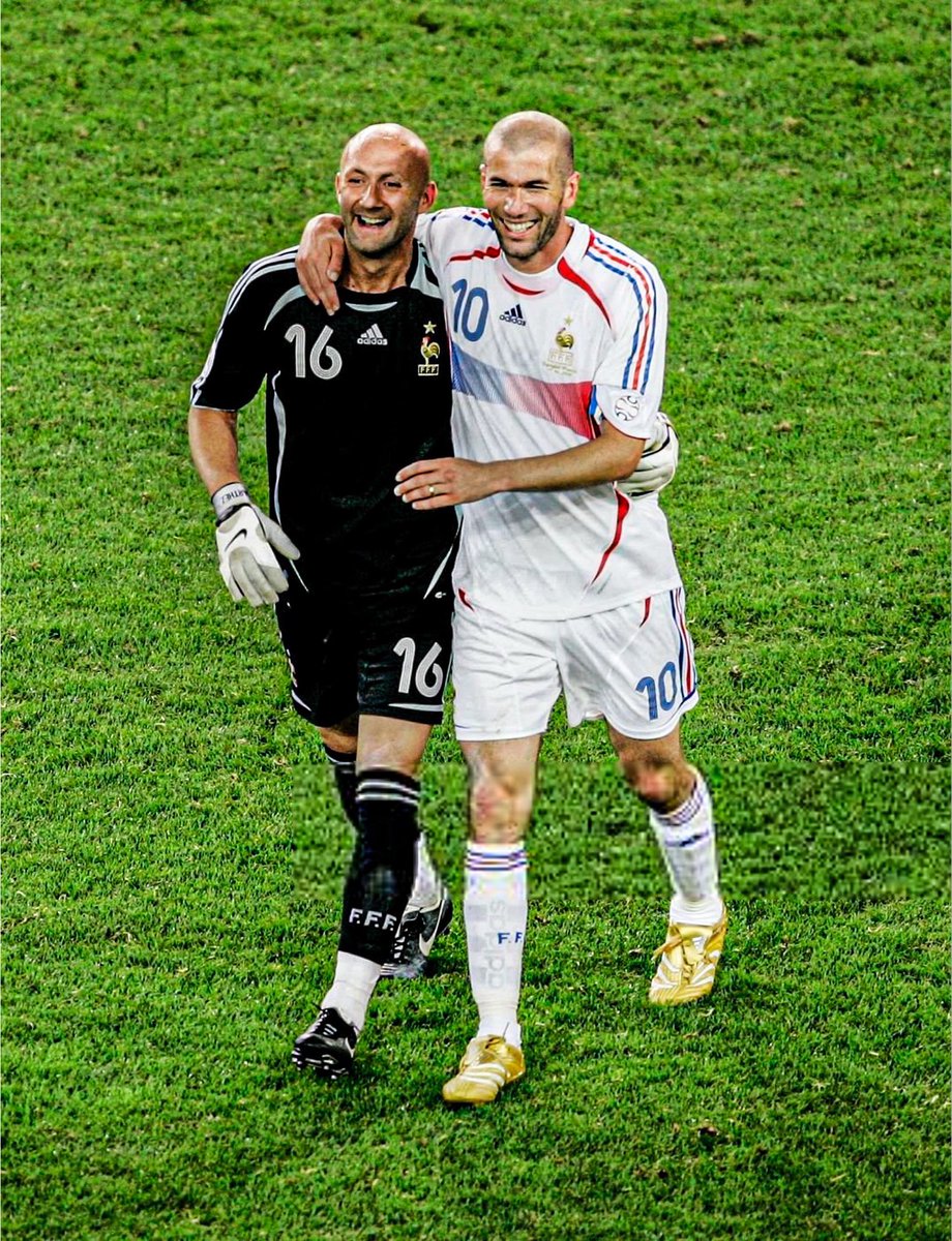 AtaqueFutbolero's tweet photo. ⚠️🇫🇷 FABIEN BARTHEZ SERÁ EL ENTRENADOR DE ARQUEROS DE FRANCIA EN EL CT DE ZIDANE.

Vía @lequipe. https://t.co/RDBYa3JMv2