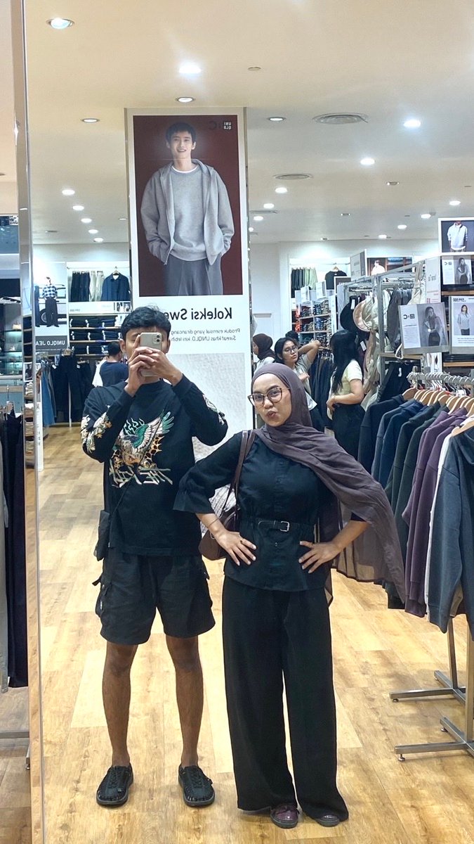 lelyaweee__'s tweet photo. manusia kesayanganku🕊️ https://t.co/eN5gIwWoP6