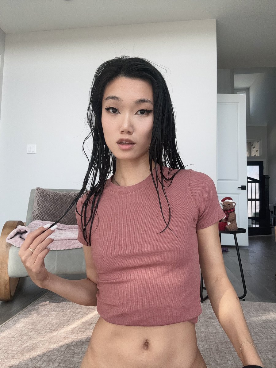lucyxmochi's tweet photo. Fresh out the shower ❤️ https://t.co/IUlgcaDs8I