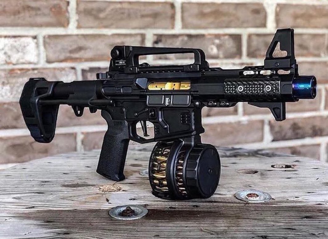 GUN STRAP COLLECTION tweet media