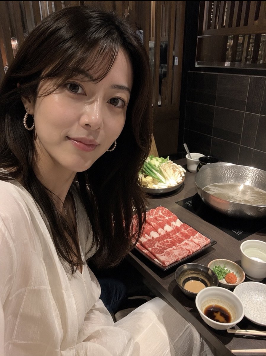 eri_deai's tweet photo. ずっと悩みなんですけど、、、

45歳バツイチって、
やっぱり引かれますか？ https://t.co/CuPDVxouta