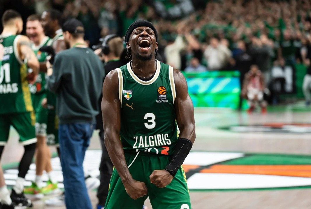 aps13bsk's tweet photo. O #paobc εντάσσει έναν από τους πιο εκρηκτικούς δημιουργούς της EuroLeague.

Ποιος είναι όμως ο Sylvain Francisco; 

Πάμε να δούμε:

📋 Player profile:

• Ηλικία: 28
• Εθνικότητα: Γαλλία
• Ύψος: 1,85 μ.
• Θέσεις: PG/secondary SG
• Ρόλος: Πρωτεύον χειριστής/δημιουργός https://t.co/MkXnJaTNx4
