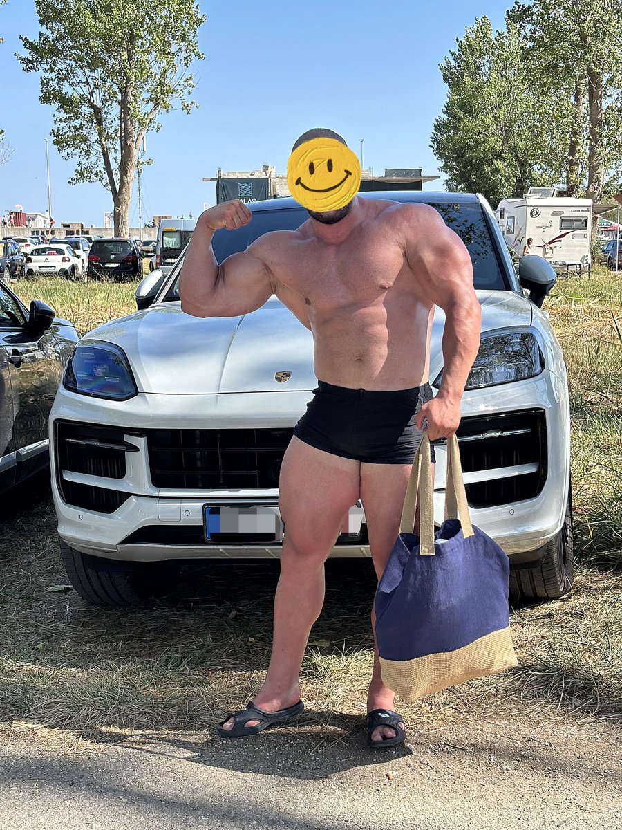 Muscle_Flexxony's tweet photo. On the way to the beach...💪🙂🏖️
https://t.co/yajw96mQcl https://t.co/h6VSQB3KWv