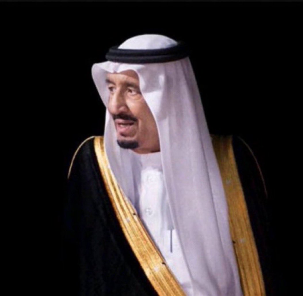 3alisaleh7's tweet photo. بكم يسعد الوطن والمواطن .. ولاء الشعب وانتمائهم وحبهم لمليكهم ووطنهم .. أخرس أعداء الوطن وماتوا بغيضهم ورد كيدهم في نحورهم. https://t.co/582bp7IzXF