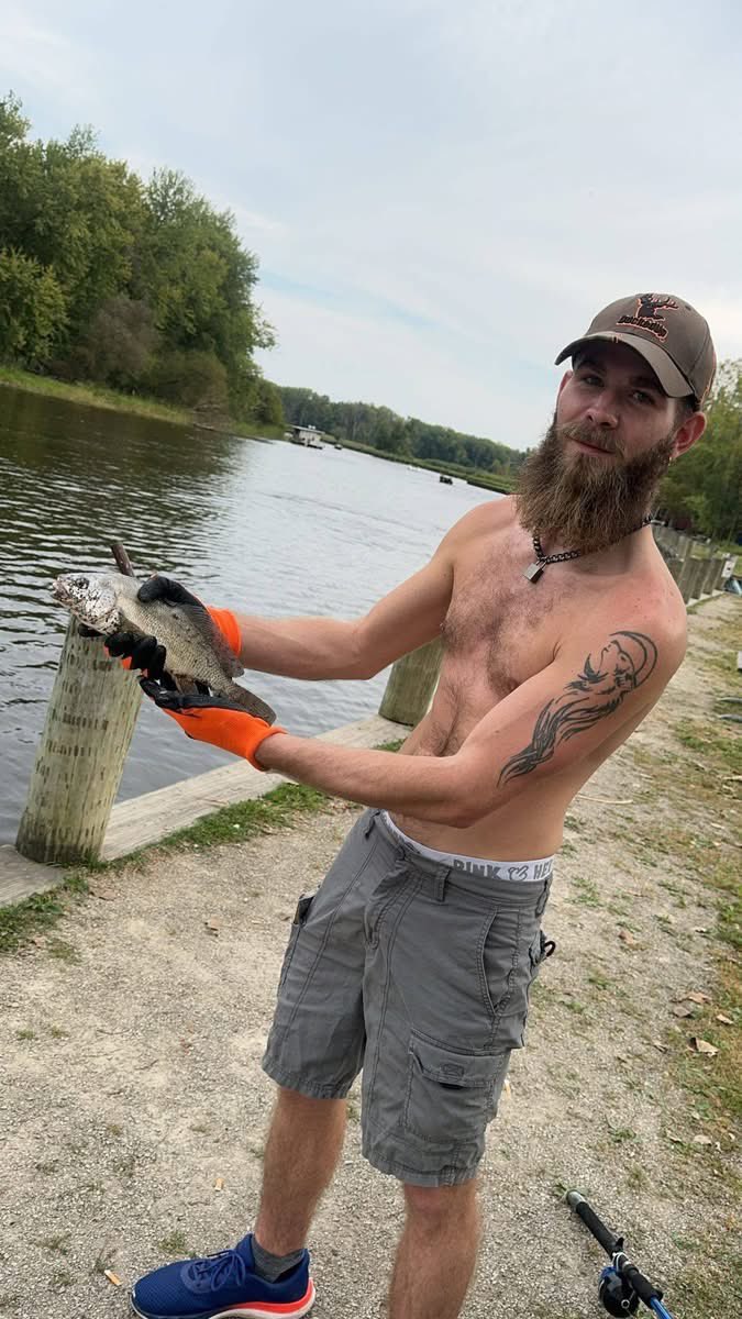 RyanLandersXXX's tweet photo. So sad to hear of the passing of @Beau_Adamsxxx this morning. We both lived in the same small town in Wisconsin and he was one of my only local friends to film with. We’ve had a lot of fun together. In early June he was diagnosed with Stage 4 Lung Cancer and a lung infection. He was only 29. Please keep his family and friends in your thoughts.