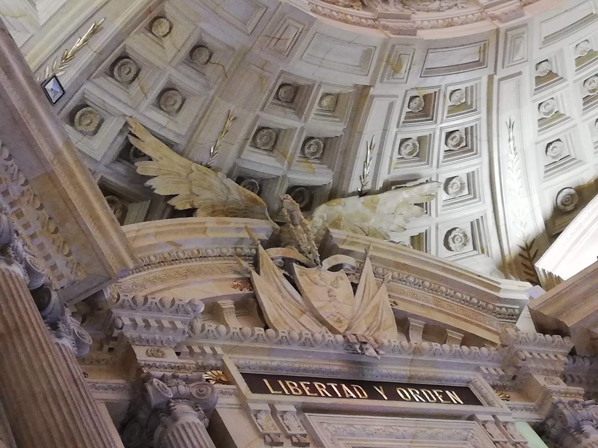 Feloarias's tweet photo. Desde que existe el Capitolio Nacional (1872) se han hecho 37 posesiones presidenciales adentro, de Murillo Toro a Uribe

Otras 7 se hicieron a los pies del edificio: 5 en la Plaza de Bolívar (Samper, Pastrana, Santos I, Duque y Petro), 2 en la Plaza Núñez (Gaviria y Santos II) https://t.co/hneBYRpw8E