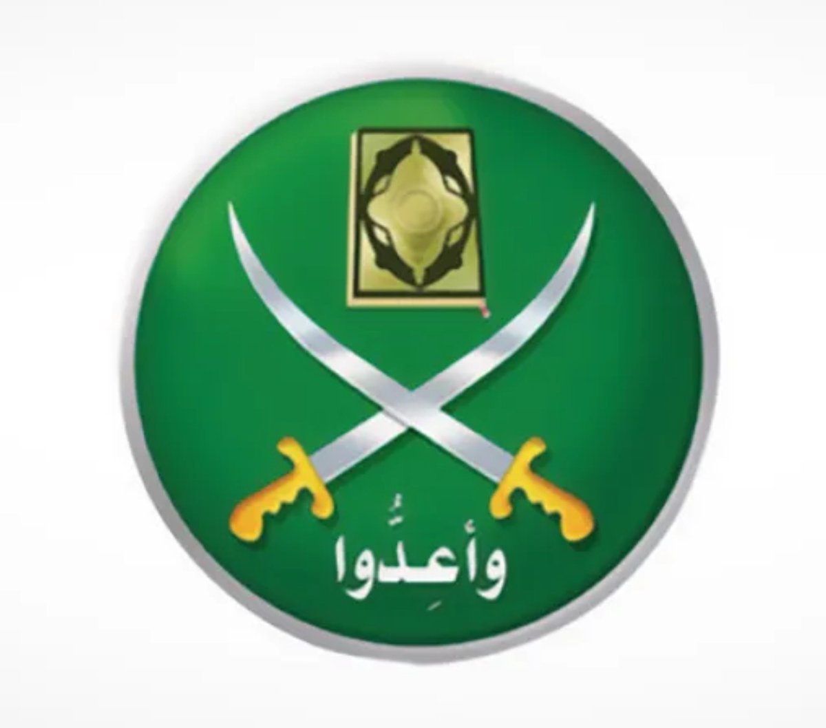 Nath_limited_ed's tweet photo. سأخبرك لماذا الإخوان يكرهون أحمد الشرع، ولماذا زاد كرههم له بعد الذكرى السنوية الأولى لتحرير سوريا.
بكل بساطة بسبب تجربتهم الفاشلة. رغم أن تاريخهم كجماعة أو كتنظيم يمتد لمئة سنة تقريباً. ومن المفترض أنهم خلال كل تلك المدة استطاعوا جمع علم ونخب وعقول وخبرات تجعلهم يحكمون بلد كأمريكا وليس فقط مصر.
لكن رغم ذلك كانوا فاشلين بكل تجاربهم.
فشلوا في المغرب وفشلوا في تونس وفشلوا في السودان ووصلوا إلى الحكم في مصر وفشلوا بعد سنة.
لذلك، يريدون لأحمد الشرع أن يفشل هو وتجربته. أتعلمون لماذا؟ لأن تجربته إسلامية أيضاً، ولكنها لم تفشل كما فشلوا هم.
لم تفشل تجربة أحمد الشرع رغم ما تعرضت له سوريا خلال السنة والنصف الماضية من اعتداءات ومؤامرات عسكرية وسياسية وقصف ومحاولات انفصال...إلخ.
بينما هم فشلوا في م��ر رغم أنه الوضع عندهم كان هادئ ومستقر بكل معنى الكلمة إذا أردنا أن نقارنه بوضع سوريا.
وزاد غضبهم وكرههم له أكثر وأكثر عندما مرت السنة ��لأولى ولم يفشل أو يسقط كما سقطوا هم. وهذا الأمر ختم عليهم ختم أبدي بأنهم مجموعة من الفشلة.
ومن فشلهم، أنهم يريدون لكل التجارب في كل دول العالم أن تفشل، فقط كي يبرروا فشلهم.
وأكثر ما يكرهونه بأحمد الشرع هو أن تجربته استغرقت فقط ١٤ عاماً ونجح، بينما هم ١٠٠ عام ولازالوا فاشلين