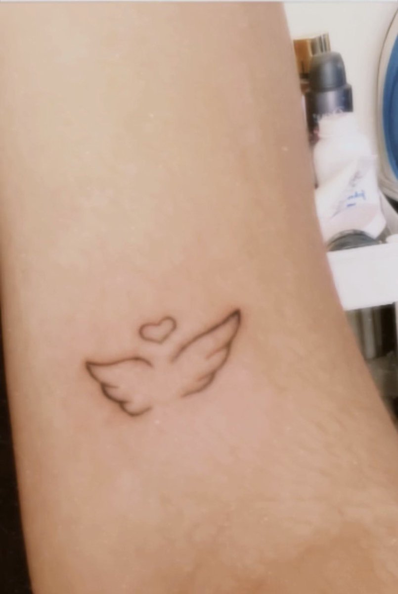 imjustinedm's tweet photo. First tatts! All for my baby jav and jace 🥹🤍 https://t.co/pr3MXpl9aV