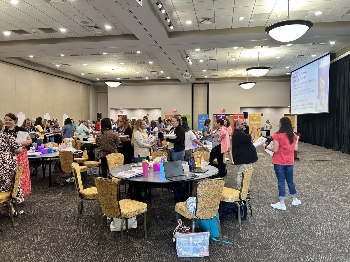 KyCenterforMath's tweet photo. 📍 Bowling Green

Joy and collaboration make mathematics meaningful. Educators learned, reflected, and explored new ideas together throughout another exciting July launch site.

Final stop: Hopkinsville! #KCMNCA https://t.co/46GQckDajk