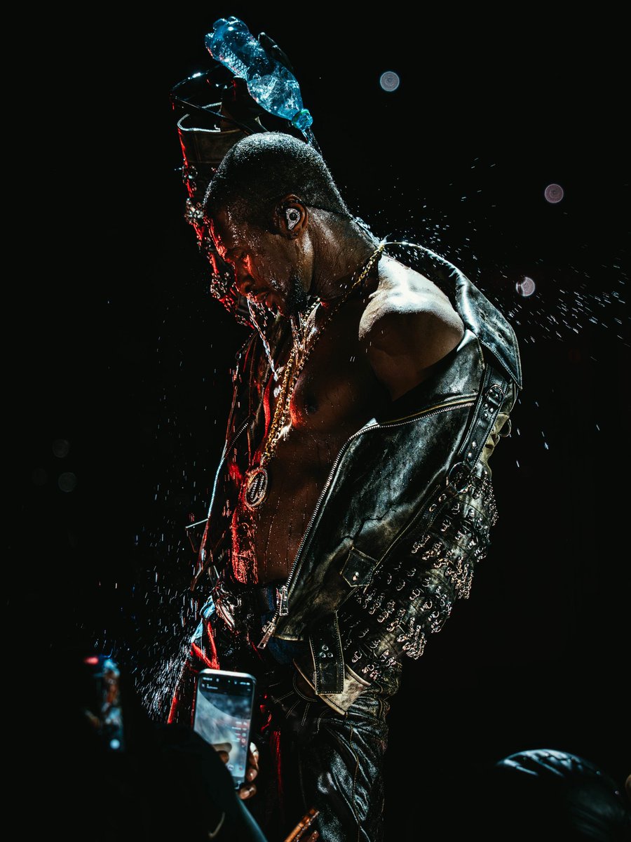 Usher Raymond IV tweet media