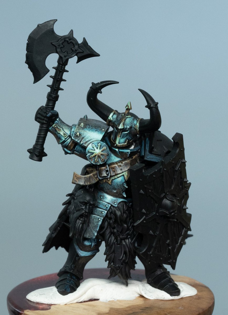 Daemonrich's tweet photo. Just a quick test piece to check colours for a potential Golden Demon entry. Also for my 0ld World chaos army as l'm buying them all! Where is that chaos dragon!?

#oldworld #artisopusltd #PaintingWarhammer #WarhammerCommunity #chaoswarriors https://t.co/chzgBbw4hD