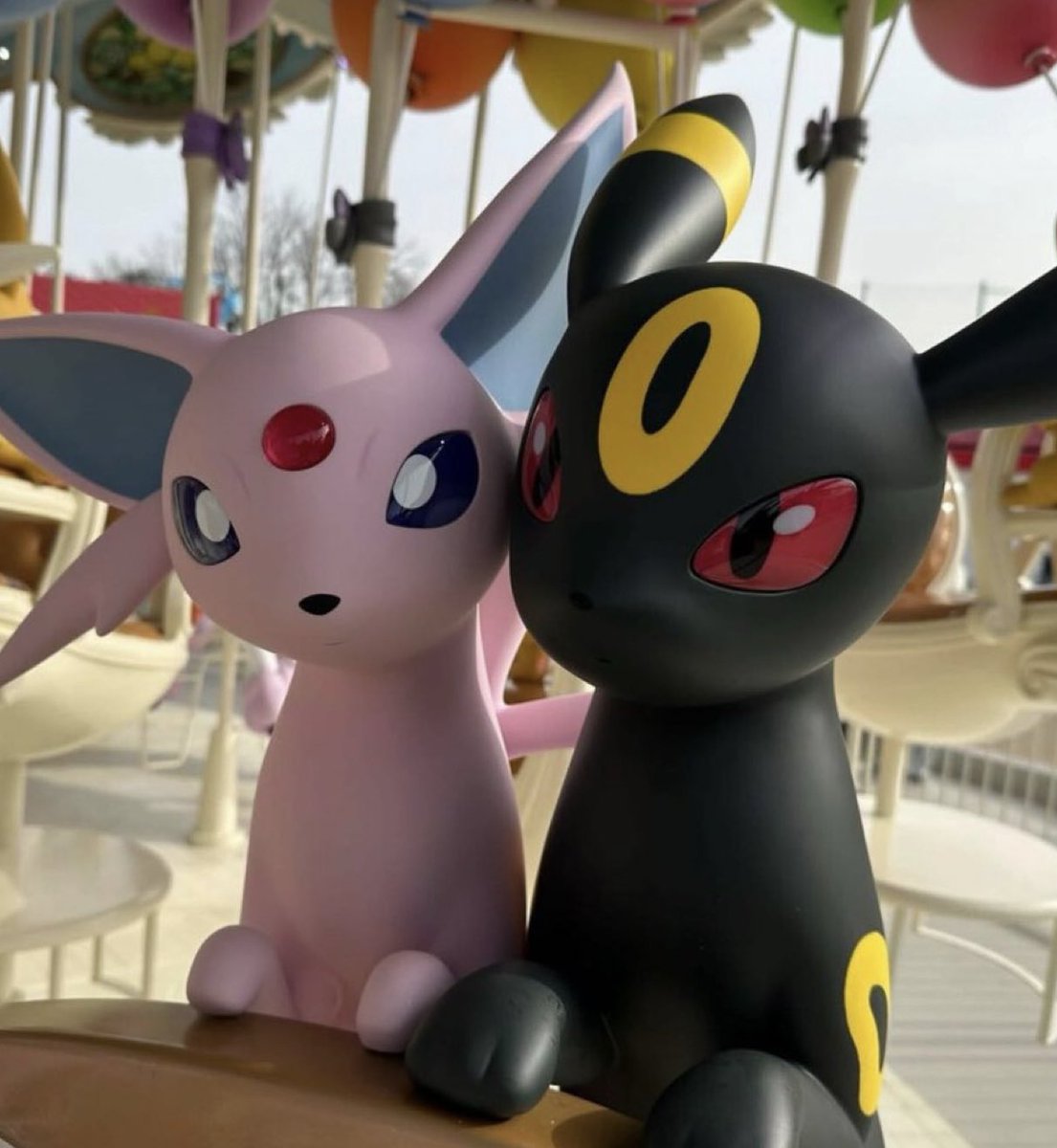 TsarSylveon's tweet photo. The kind of relationship I am looking for: https://t.co/HUyFnskjp1