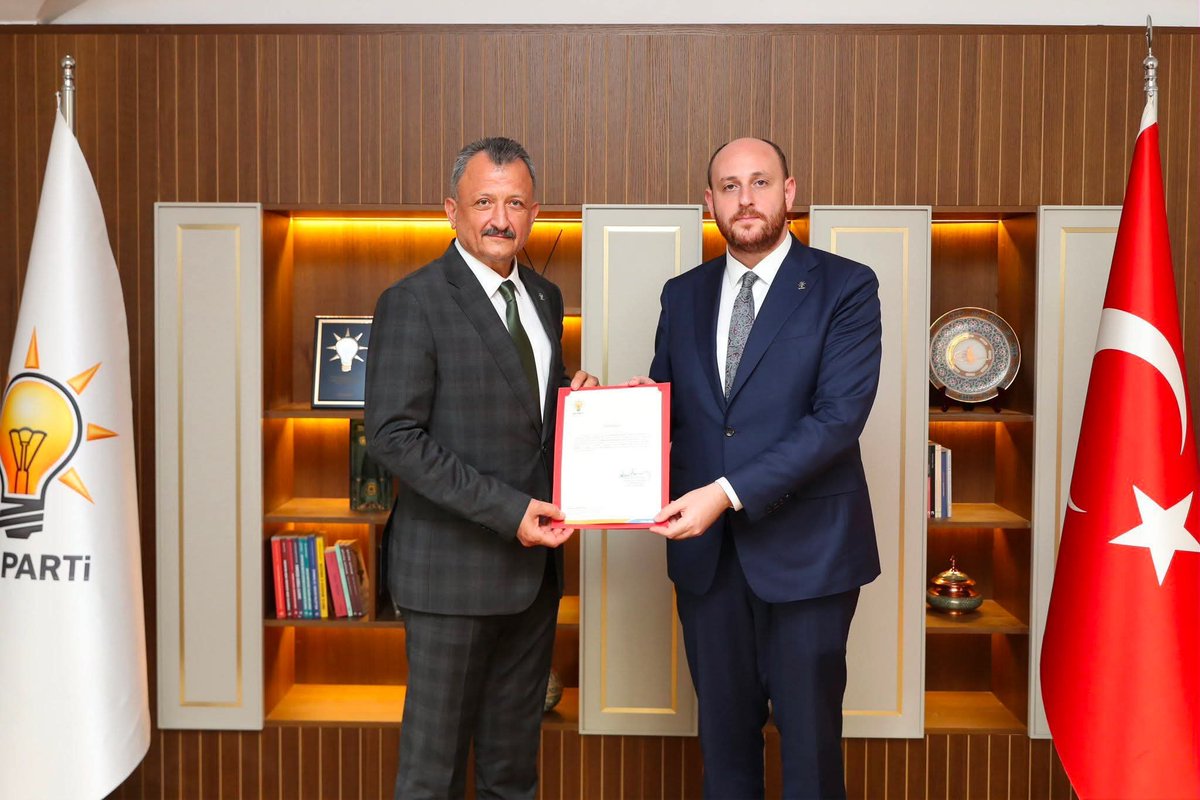 alitaskaya01's tweet photo. Seyhan İlçe Başkanlığımıza Sn. Ali Coşkun atanmıştır. 

Bugüne kadar göstermiş olduğu özverili çalışmaları ve gayretlerinden dolayı Sn. İbrahim Gökçedağ’a teşekkür ediyor, Seyhan İlçe Başkanlığımıza atanan Sn. Ali Coşkun’a yeni görevinde başarılar diliyorum.#adana suluca muhtarı https://t.co/euVNrDx1PK