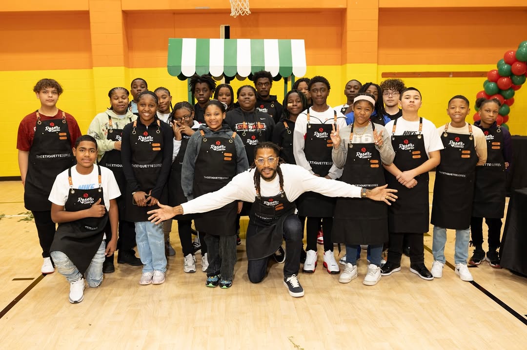 drose6ls2's tweet photo. We’re still glowing from the beautiful energy of our Rose’s Flower Shop powered by The Etiquette Series Community Gratitude Workshop.

This inaugural experience was more than just creating bouquets, it was about creating space for reflection, self-lo... https://t.co/2ekBljOciW