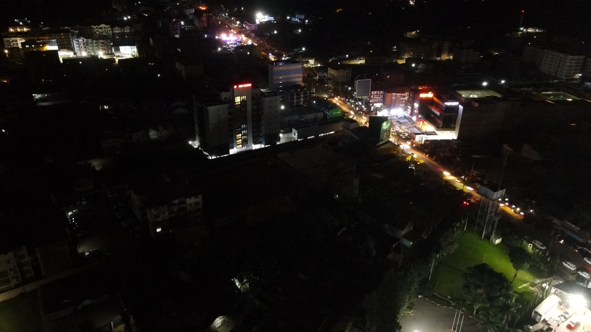 Wamatangi_'s tweet photo. When a nationwide power blackout brought much of the country to a standstill, Kiambu refused to go dark.
The Kiambu’s bus parks and other public spaces remained illuminated by our newly installed solar streetlights. 
Kiambu County Government-Kenya  has already installed 12,000 solar streetlights in the first phase, with another 12,000 set to be installed during this financial year.
#MakingKiambuGreatAgain 
#KaziNdiyoHiyo 
#RohoNdiyoHiyo