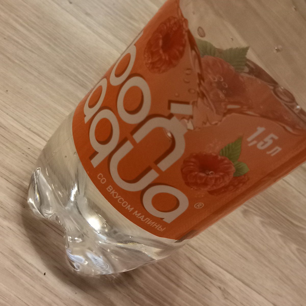 serafimouto's tweet photo. angel confirms that this drink tastes like heaven . i need 500 now https://t.co/aiCvq3tIGR