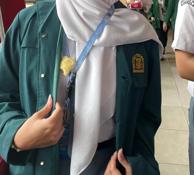 kittensfuz's tweet photo. "kutukan almet" rill adanya 😭😭 pas cgts selalu nyoba almet KECUALI almet unj N NOWW AKU LOLOS DI UNJ 🥰🥰🥰🥰🥰💕💕💕💕💕 https://t.co/zARdQnEJoG