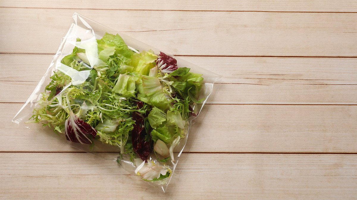 UChicago's tweet photo. With this summer's cyclospora outbreak on track to be the worst on record, should you second-guess your salad? @UChicagoMed experts explain which fresh foods to watch, how to lower your risk and what to do if you're feeling ill.

Learn more in this Q&amp;A: https://t.co/PjkZ2VIQbZ https://t.co/ZPo5hdB4hC