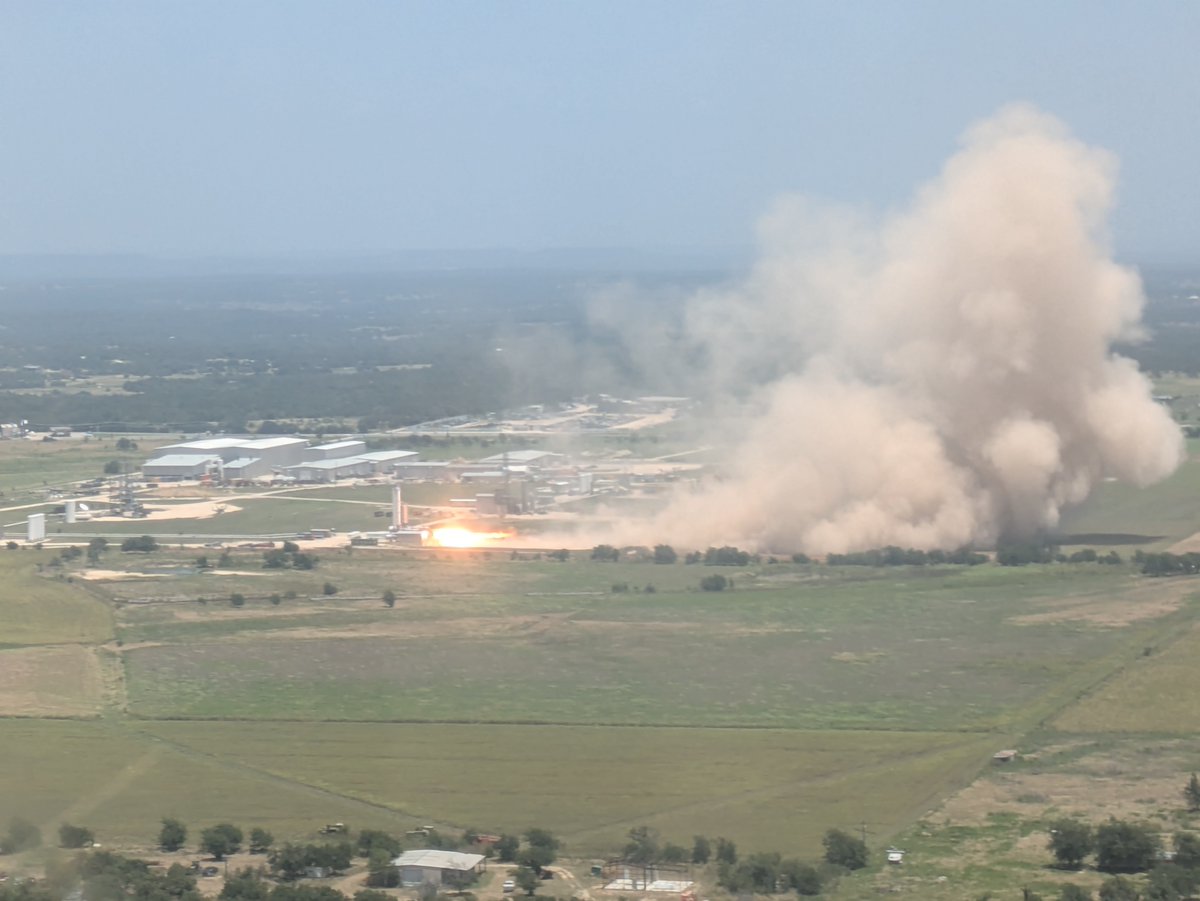 Firefly_Space's tweet photo. Talk about being in the right place at the right time.

These stunning shots were captured during one of our Miranda engine hot fire tests at our Rocket Ranch facility.

Each Eclipse first stage will be powered by seven Miranda engines, individually delivering 230,000 pounds of thrust to propel our rockets to orbit.

📸 Photo credit: Lawrence Spinetta