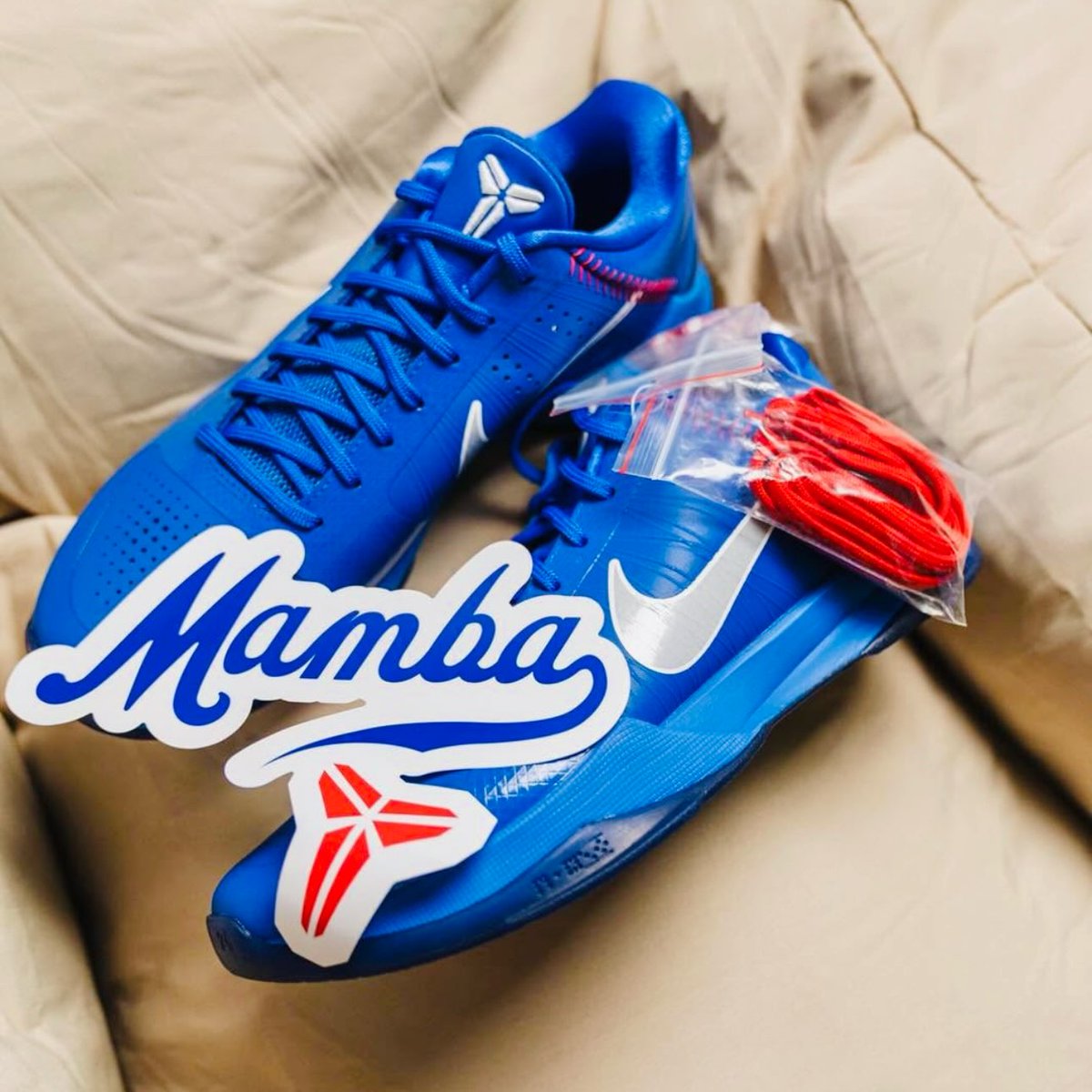 houseofheat's tweet photo. The Nike Kobe 5 Protro "Dodgers" Releases on August 15th 📅  

Details: https://t.co/et47tL7fhb https://t.co/bRnGhJtEL2