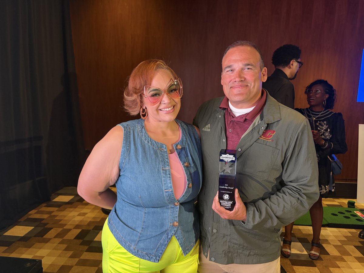 CMUCharters's tweet photo. Our team received the JRLA Leadership Award at the @JRLADetroit Celebrity Golf Classic Kick-Off Party!

Receiving this recognition was a wonderful reminder that our impact extends beyond our office walls — we work everyday to strengthen our #CMUCharters #PartnerSchools. https://t.co/2GJ444sics