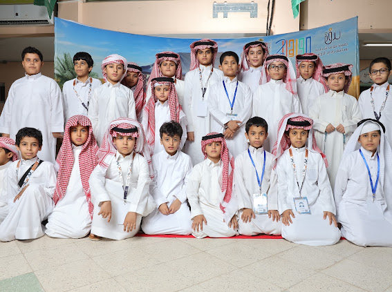 jsawaeid's tweet photo. مقتطفات من برامج أندية الصيف برعاية
جمعية #سواعد_شبابية
#شبابنا_ثروة #صيفنا_في_وادينا https://t.co/iUOfjoZeOk