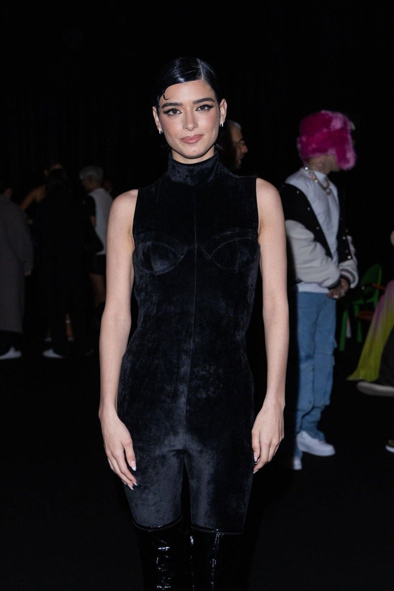 dixiecollect's tweet photo. Dixie D’Amelio at the GCDS Fashion Show in Milan, February 23, 2023.

#DixieDAmelio #GCDS #MilanFashionWeek https://t.co/uY7MyiEvKN