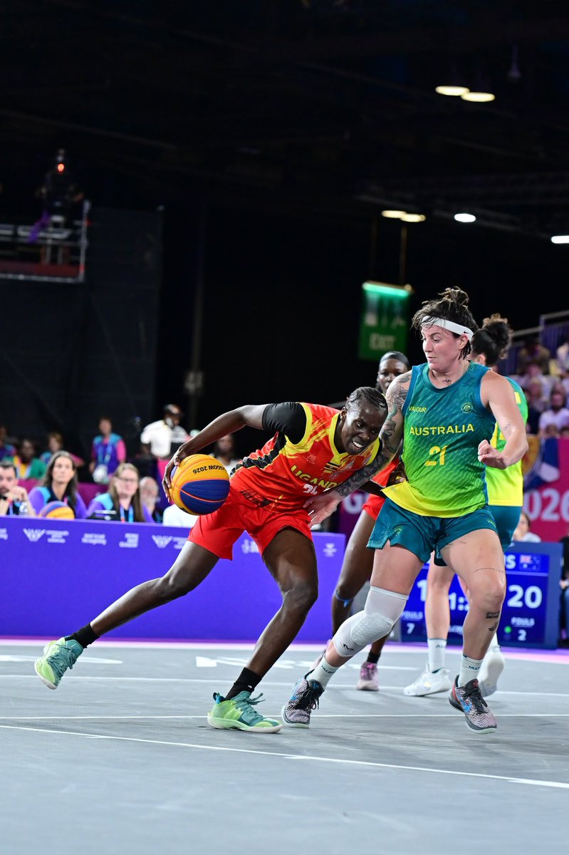 Official_UOC's tweet photo. 🥈 MEDAL ALERT! | GLASGOW 2026

Uganda has claimed its second silver medal at the Glasgow 2026 Commonwealth Games after the Gazelles finished runners-up in the women’s 3x3 basketball final, falling 21-11 to Australia.

📸 @bamulanzeki https://t.co/RZ4pgSt02C