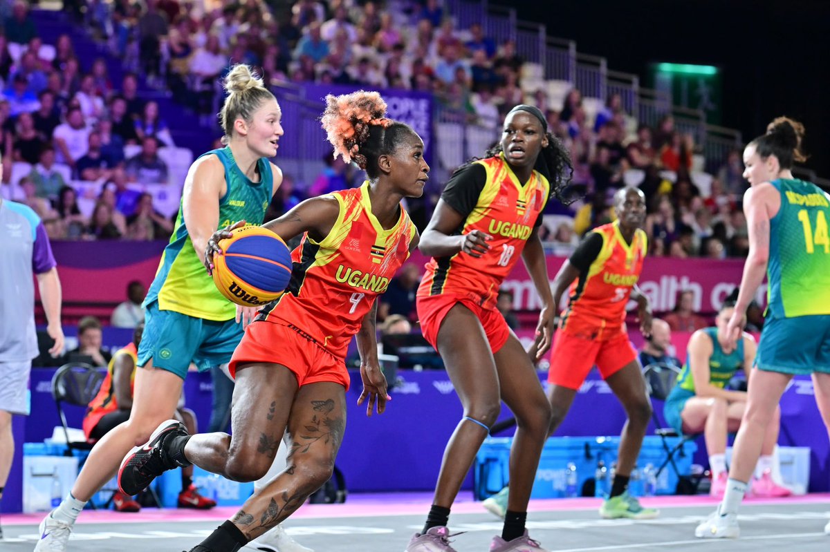 Official_UOC's tweet photo. 🥈 MEDAL ALERT! | GLASGOW 2026

Uganda has claimed its second silver medal at the Glasgow 2026 Commonwealth Games after the Gazelles finished runners-up in the women’s 3x3 basketball final, falling 21-11 to Australia.

📸 @bamulanzeki https://t.co/RZ4pgSt02C