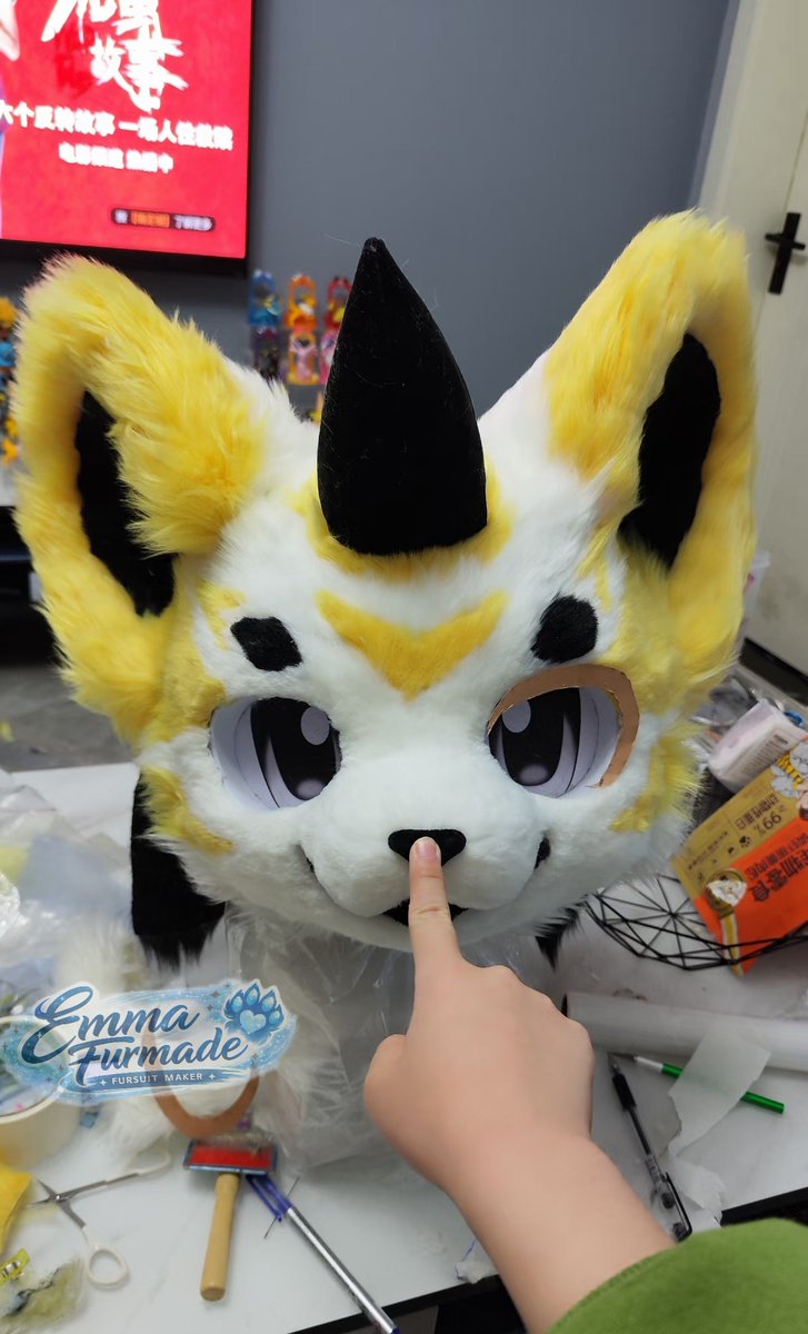 EmmaFurmade's tweet photo. Quality, craftsmanship, and attention to detail in every commission WIP to finished result
#fursuit 
#fursuitmaker 
#furrycommunity 
#custommade 
#kemono https://t.co/CJZX1kd3Du