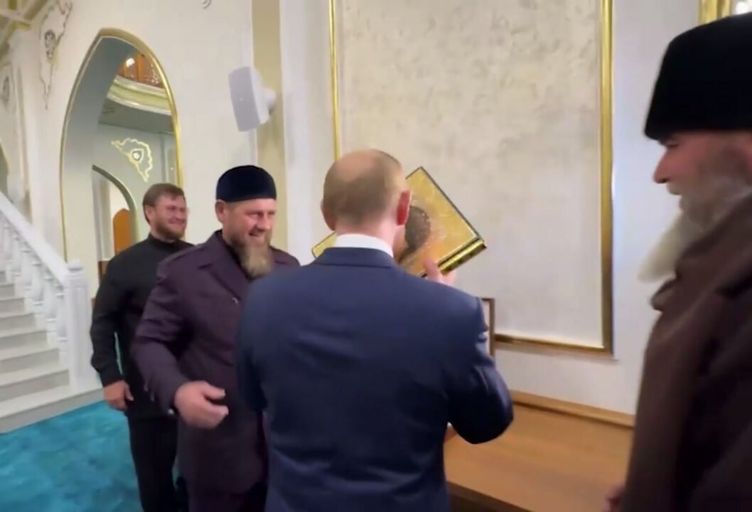 slashzerorero's tweet photo. @MishaMal01 @acvra8814 21 век н.э. https://t.co/K59BegQBuT