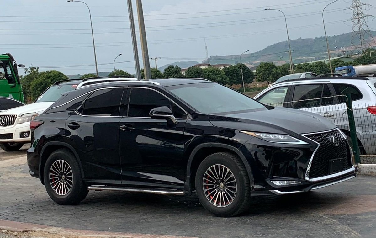 OnyitexHQ's tweet photo. 2016 Lexus RX350 Now Available - ₦27M https://t.co/CS1FVCVbpd