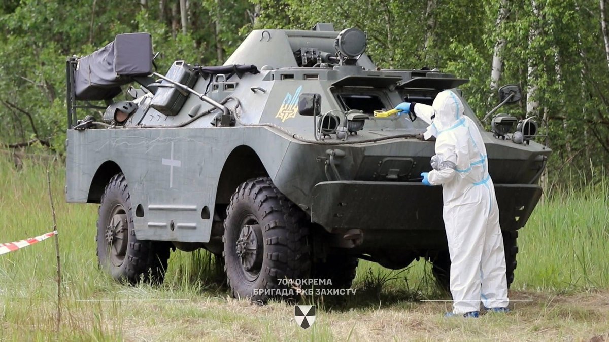 trip_to_valkiri's tweet photo. BRDM-2RKhb in service with the Ukrainian 704th CBRN Protection Brigade. https://t.co/rlZVBjHuKr