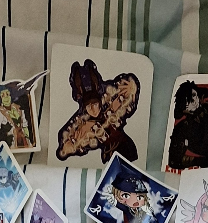 Quezeel's tweet photo. @saltySupp0rt bunboy spotted! I love the sparkle on your sticker✨ https://t.co/2L3ydbJ3sn