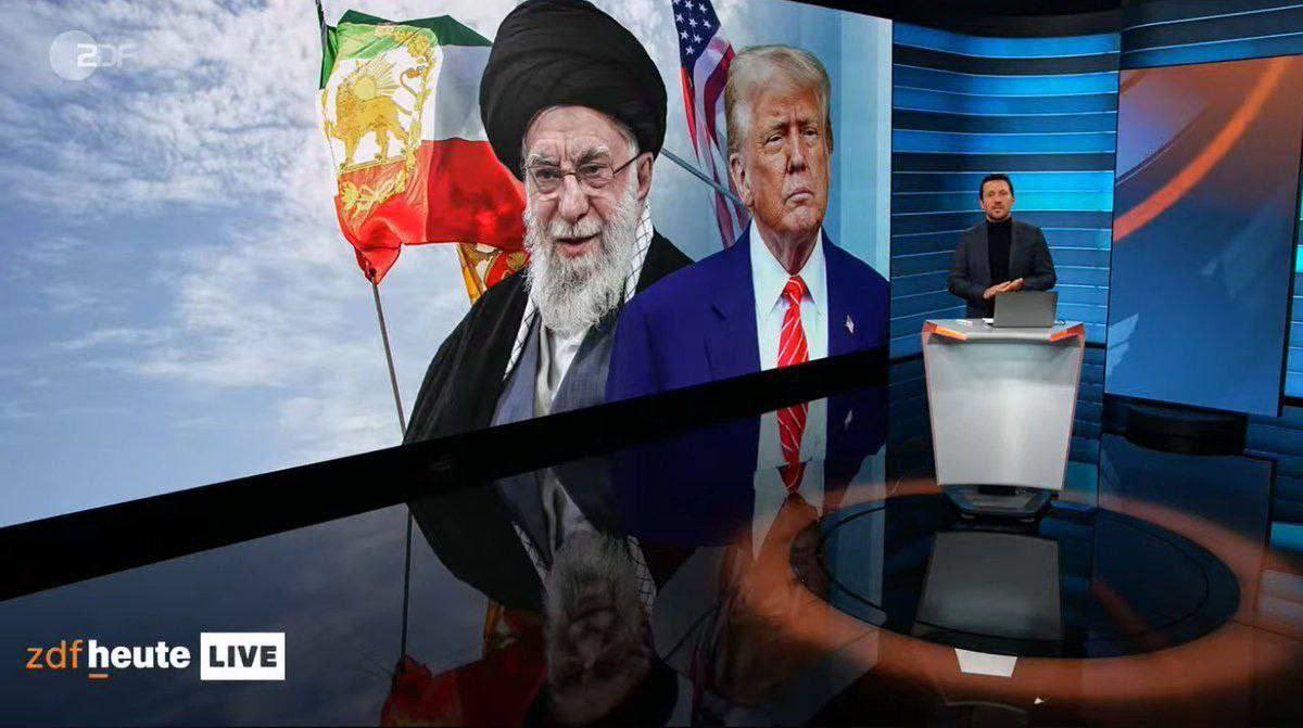 SamanthaIrani's tweet photo. در حالیکه بی بی از کد ۱۹۳۰ در امریکا رونمایی کرد
و تاکید که به موفقیت توافق با ایران شک دارد و آشکارا  اعلام کرد
هر وقت توافق نزدیک است، 
تندرو های ایران✅ (بخوانید وابسته به اسراییل به کمک) 
می آیند و به کشتی های تنگه هرمز حمله می کنند.
در نهایت من و ترامپ
 (بدین نتیجه رسیدیم )
هم نظریم که ایران نباید سلاح هسته‌ای داشته باشد.

برای نجات ایران نیازمند دوبال  هستیم 
کنترل دشمنان خارجی 
کنترل دشمنان داخلی 

آقای خامنه ای  پنجاه سال برنامه ریزی کردند ایران و تاریخش را زمین بزنند 
در پروژه ای که ویرانی ایران از ۱۳۵۳ وجه عملیاتی گرفت،

آقای خامنه ای از قبر دربیا
 ایران در مقابل دشمنان داخلی تنهاست.
#پرچم_شیروخورشید 
#پرچم_و_حکومت