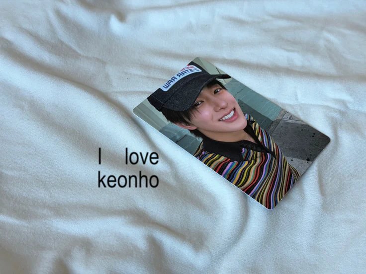 Kkeon_h0's tweet photo. Normalicen amar tanto a keonho. https://t.co/lb5PyydNuw
