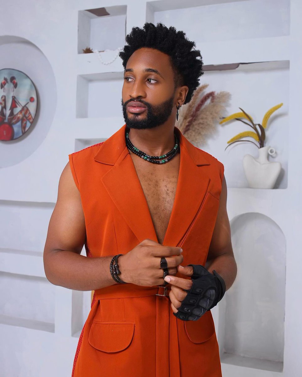 ChimsomChuka's tweet photo. They said “Dress for dinner.”

I heard “Dress like the main course.” 🤭✨

#DinewithChimsomChuka #BBNaija https://t.co/WUYi1MpeXc