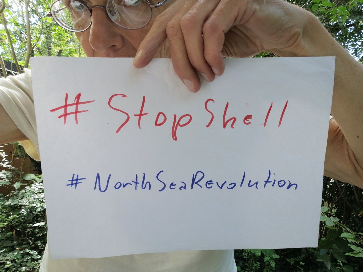 stamberg_e96884's tweet photo. Hi 
@KaoHua3 , 
I stand with you to #StopShell!
I nominate every person under this tweet.

It's URGENT: 
@shell
plans to leave parts of old oil platform with 11,000 tonnes of oil and toxicwaste in the #NorthSea.  
@Greenpeace https://t.co/vrt6oYqp0z